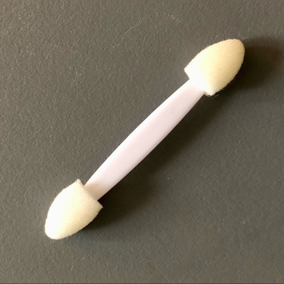 Dual Tip Foam Eyeshadow Applicators NEW - Picture 2 of 3